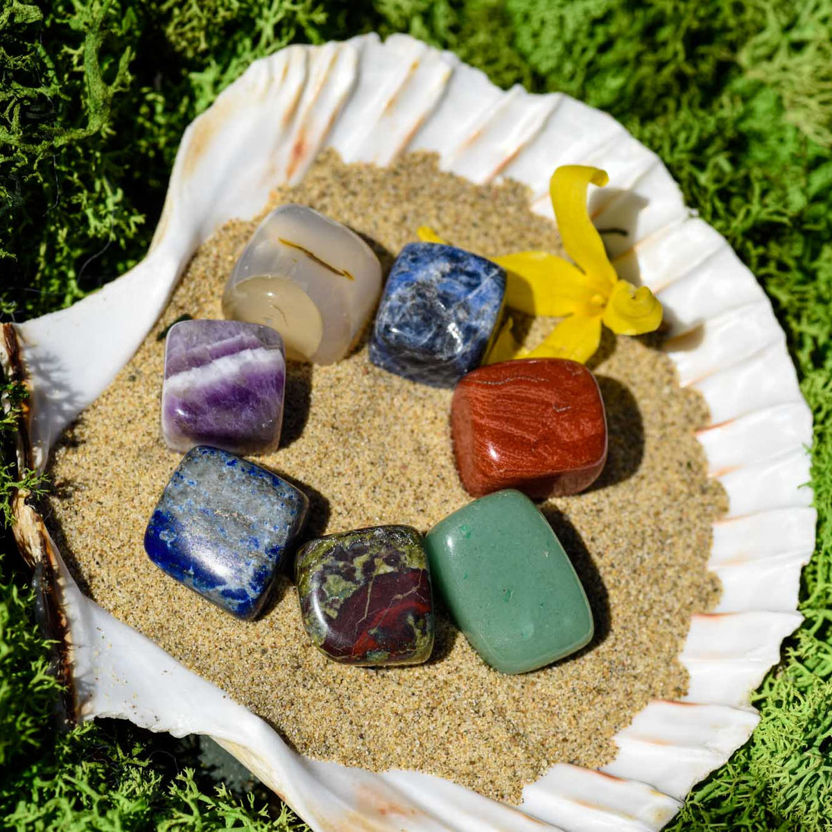 Heilsteine, Chakra Steine, Würfel, alternative Methoden, Energiearbeit, Blockaden, Lebensenergie