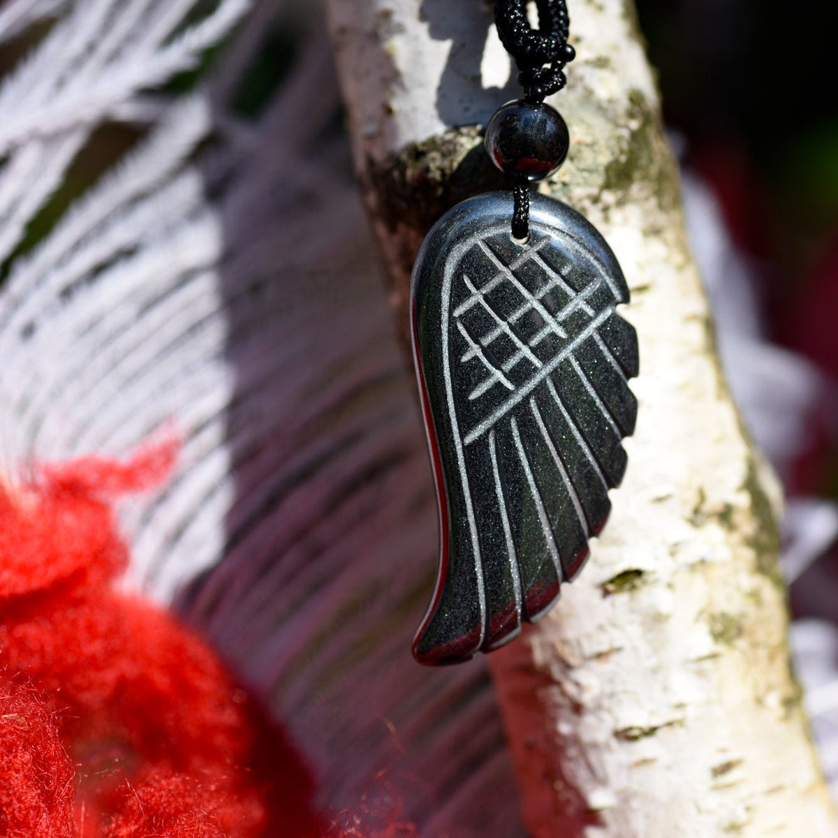 Halskette, Band mit Anhänger, Heilstein in Form von Engelsflügel, Hämatit, alternative Methode, Steinschmuck
