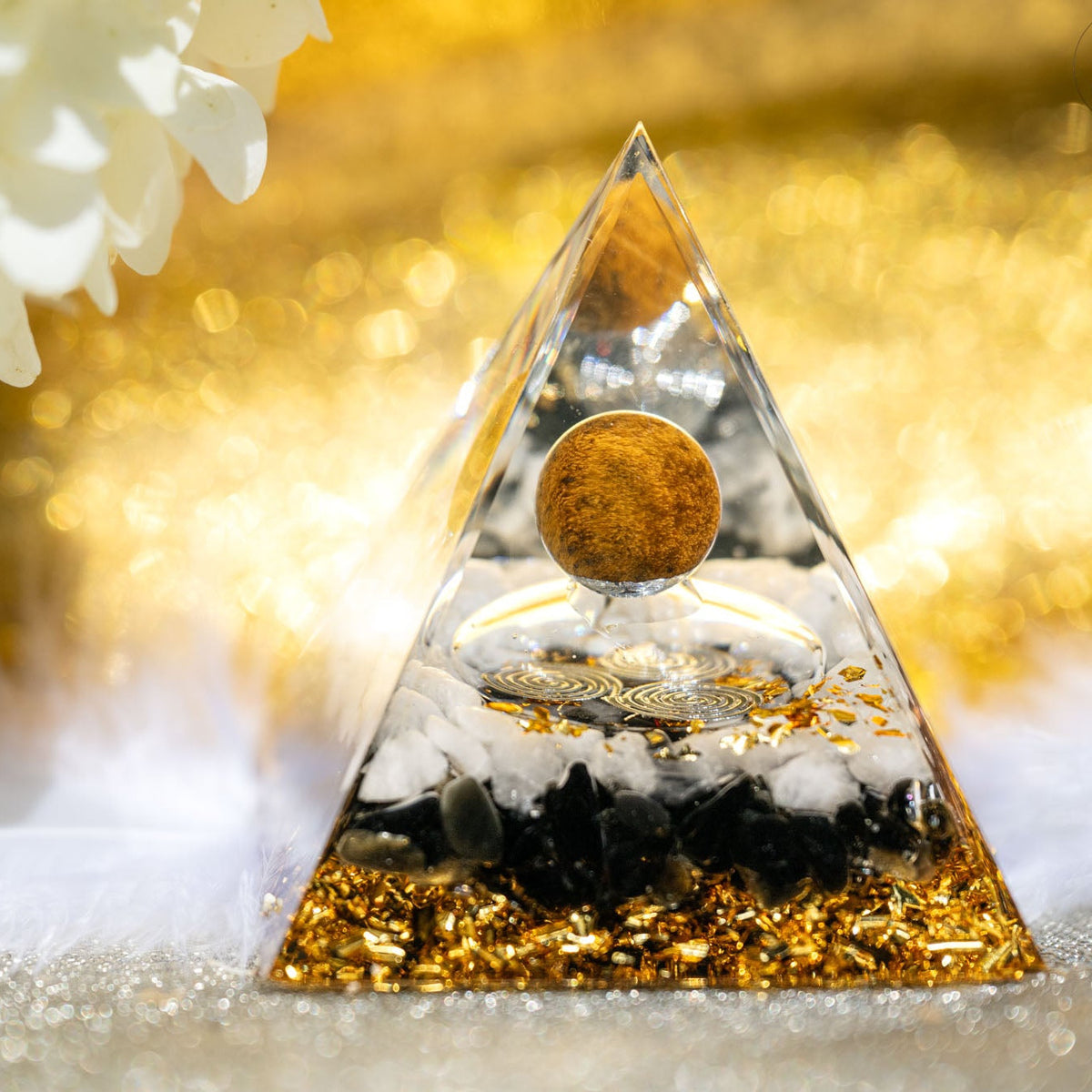 Pyramide aus Epoxidharz, Heilsteinkugel aus Amethyst, Sonnen Symbol, Schutz vor Elektrosmog, alternative Methoden